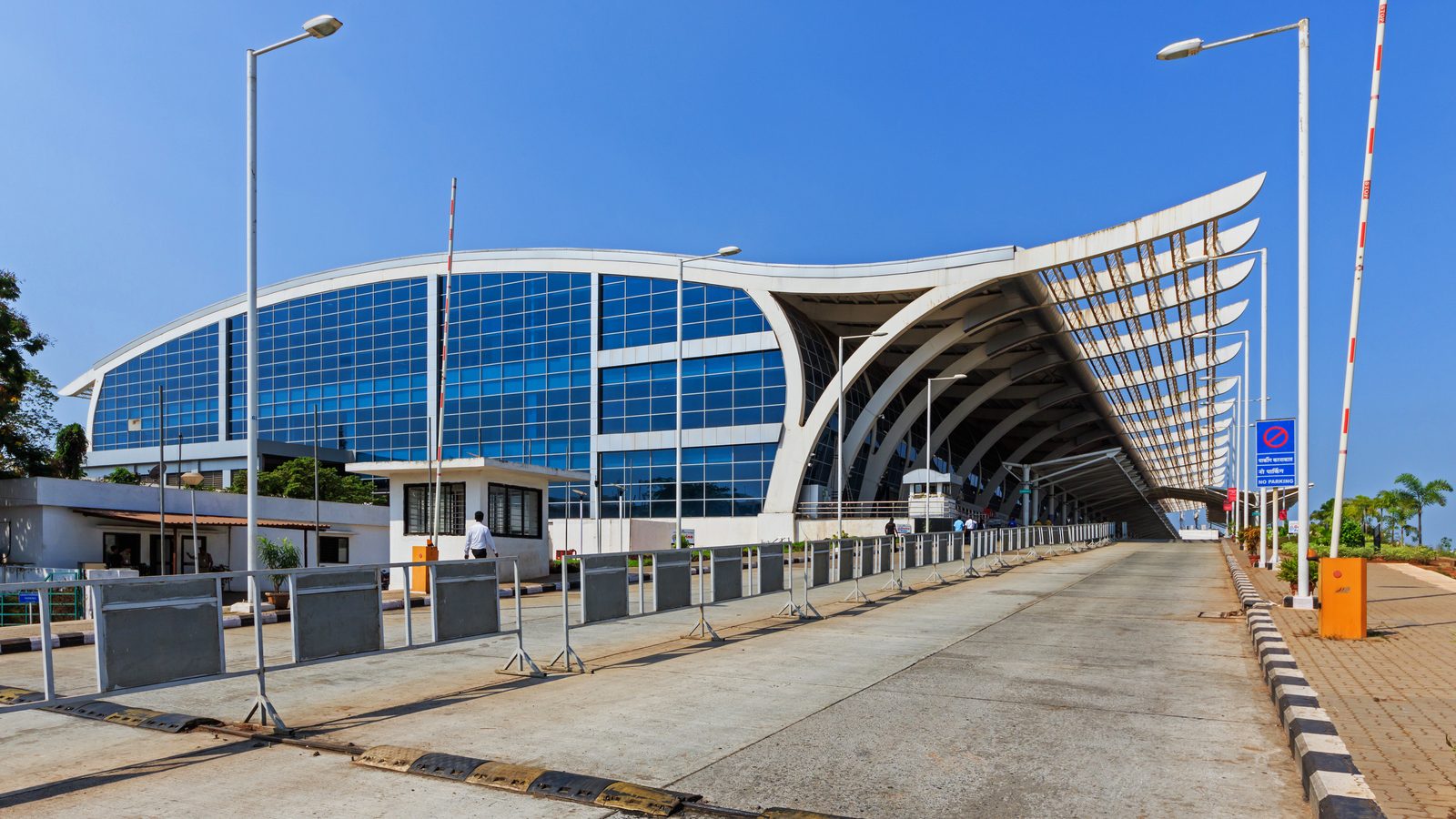 Taxi to Goa Airport from Mangalore Airport