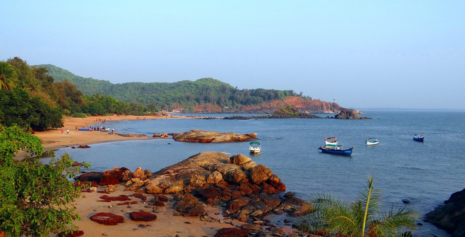 Taxi service from Mangalore Airport to Karwar Karnataka